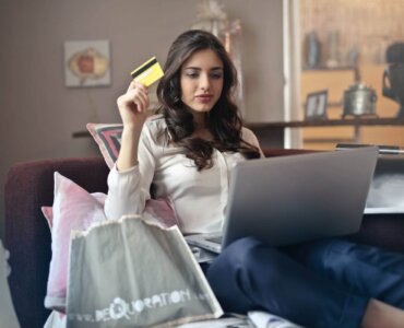 How to Start an Ecommerce Business